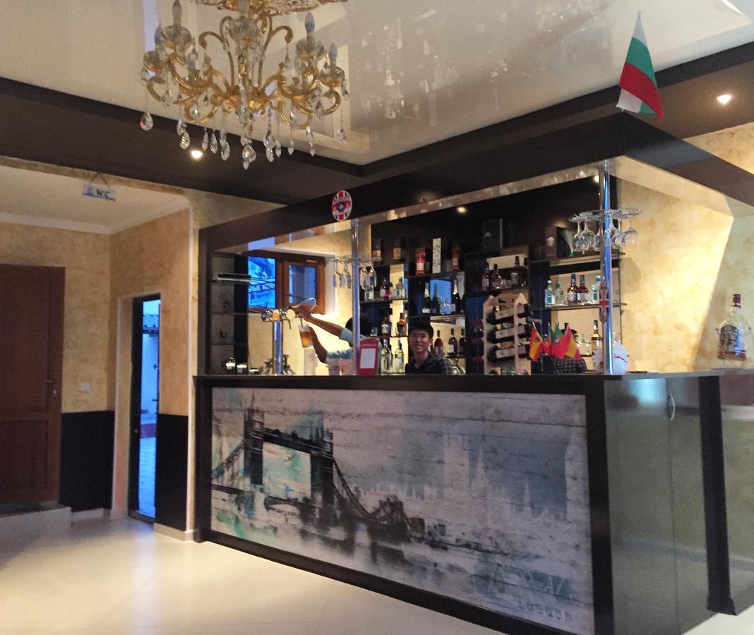 تاراز Hotel "Aishadeluxe" المظهر الخارجي الصورة