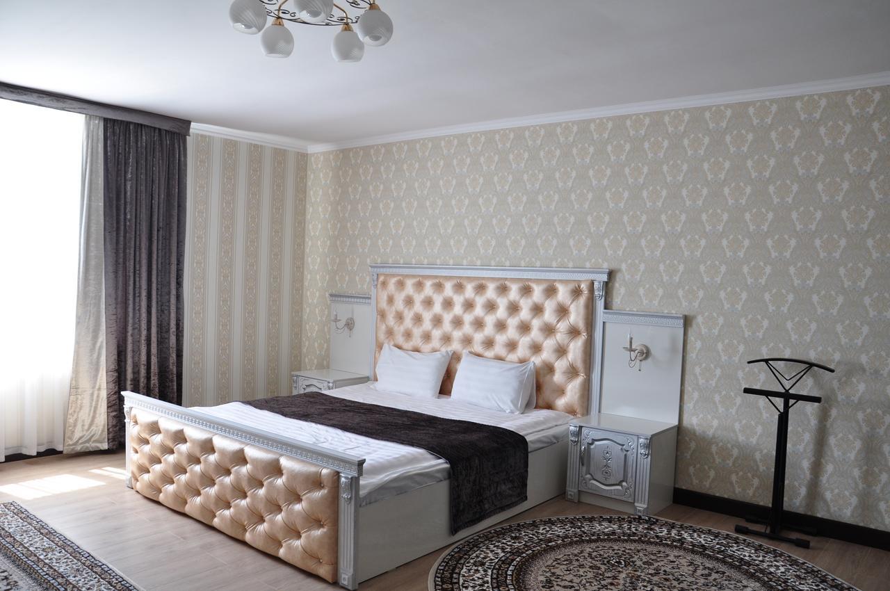 تاراز Hotel "Aishadeluxe" المظهر الخارجي الصورة