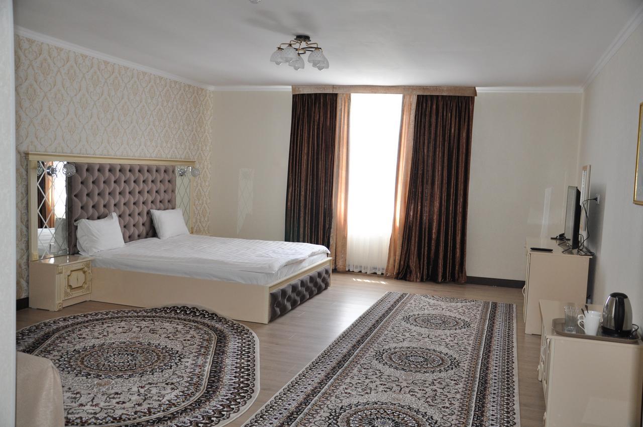 تاراز Hotel "Aishadeluxe" المظهر الخارجي الصورة