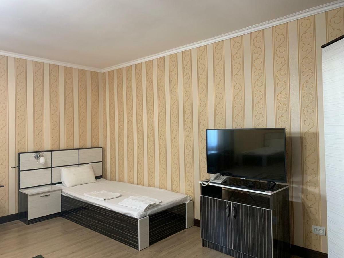 تاراز Hotel "Aishadeluxe" المظهر الخارجي الصورة